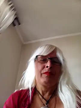 Snapshot of Rousmk1 chatting on January 7, 2025, 6:35 pm Rousmk1 online show from January 7, 2025, 6:35 pm