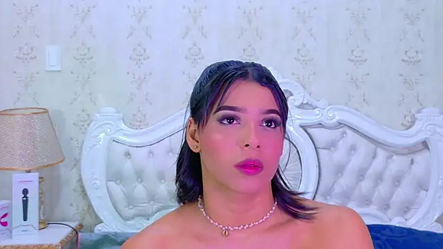 TiaraRosse online show from November 2, 2025, 2:58 am