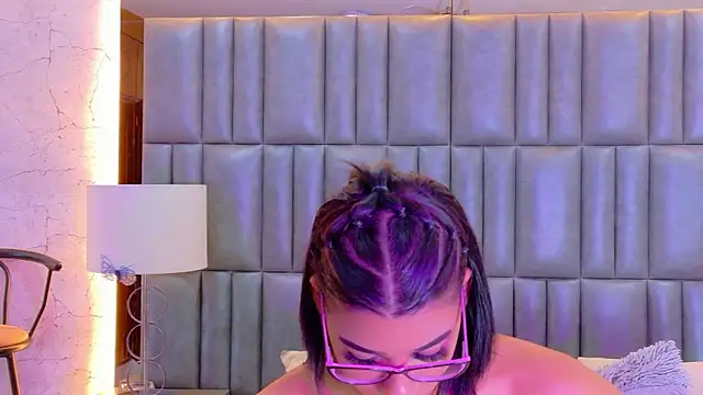 TiaraRosse online show from April 30, 2026, 5:41 pm