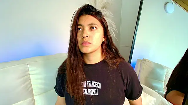 Rebeca Williams  online show from February 27, 2025, 9:25 pm