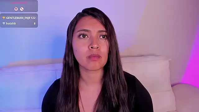 Rebeca Williams  online show from November 21, 2025, 11:58 pm