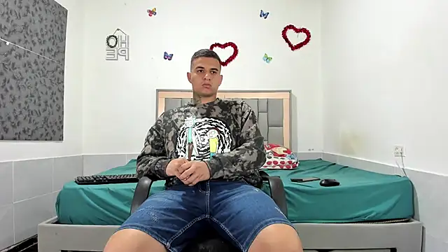 simookeler online show from November 19, 2025, 12:10 am