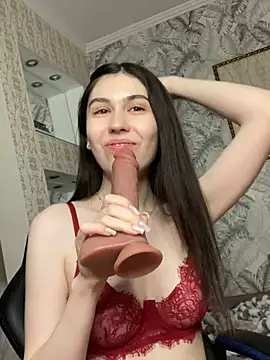 LushLuna online show from January 18, 2025, 9:02 pm