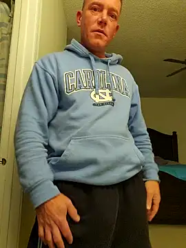 Snapshot of Bigtater1999 chatting on February 3, 2025, 2:58 am Bigtater1999 online show from February 3, 2025, 2:58 am