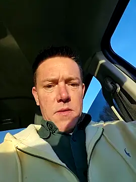 Snapshot of Bigtater1999 chatting on November 29, 2025, 12:41 pm Bigtater1999 online show from November 29, 2025, 12:41 pm