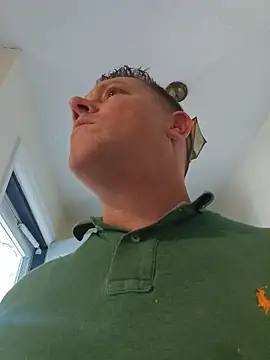 Bigtater1999 online show from April 24, 2026, 9:50 pm