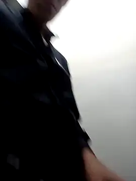 Snapshot of fercxxxho25 chatting on October 5, 2025, 2:59 pm fercxxxho25 online show from October 5, 2025, 2:59 pm