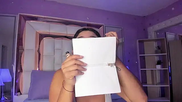 scarlette 15  online show from July 25, 2026, 3:26 am