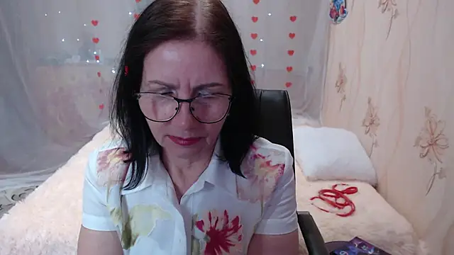 Snapshot of OlgaHottie chatting on March 20, 2025, 8:53 am OlgaHottie online show from March 20, 2025, 8:53 am