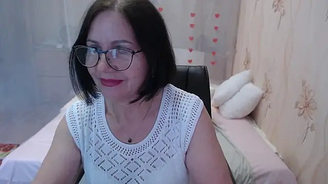 Snapshot of OlgaHottie chatting on September 30, 2025, 11:32 pm OlgaHottie online show from September 30, 2025, 11:32 pm