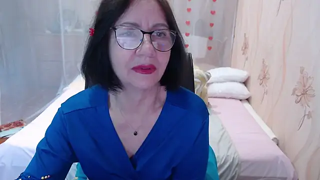 Snapshot of OlgaHottie chatting on October 13, 2025, 11:16 pm OlgaHottie online show from October 13, 2025, 11:16 pm