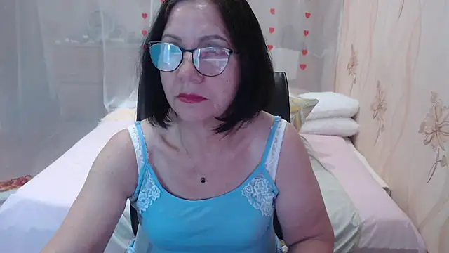 Snapshot of OlgaHottie chatting on October 14, 2025, 11:16 pm OlgaHottie online show from October 14, 2025, 11:16 pm