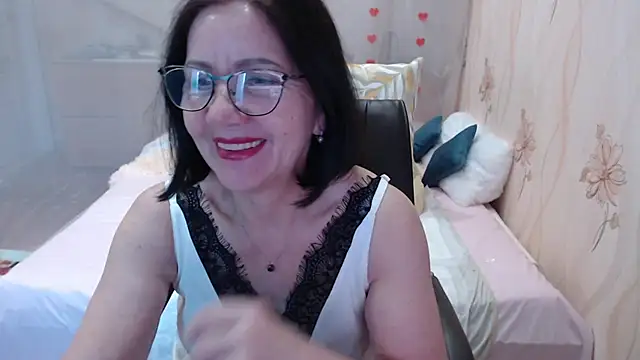 Snapshot of OlgaHottie chatting on November 13, 2025, 11:36 pm OlgaHottie online show from November 13, 2025, 11:36 pm