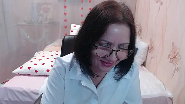 Snapshot of OlgaHottie chatting on December 15, 2025, 11:09 pm OlgaHottie online show from December 15, 2025, 11:09 pm