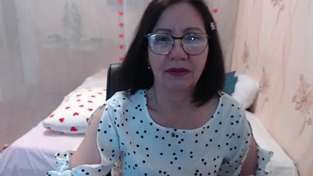 Snapshot of OlgaHottie chatting on January 12, 2026, 11:32 pm OlgaHottie online show from January 12, 2026, 11:32 pm