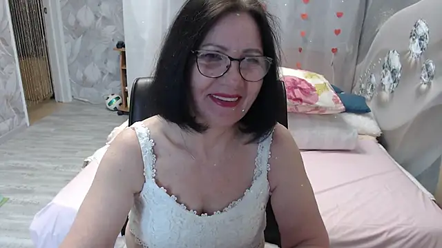 Snapshot of OlgaHottie chatting on April 26, 2026, 11:46 pm OlgaHottie online show from April 26, 2026, 11:46 pm