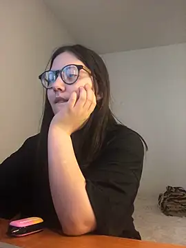 Prudie Gabriella online show from February 25, 2025, 4:10 pm