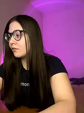 Prudie Gabriella online show from September 30, 2025, 3:06 pm