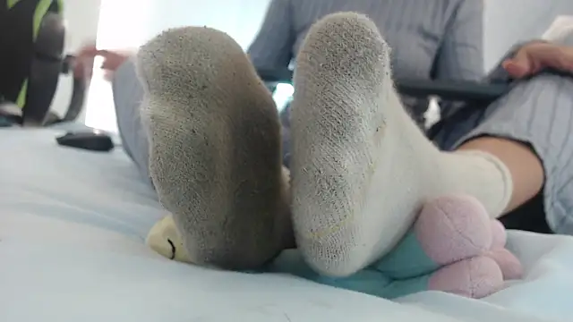 alma fenix online show from March 12, 2025, 3:18 pm