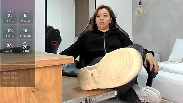 alma fenix online show from October 28, 2025, 12:30 pm