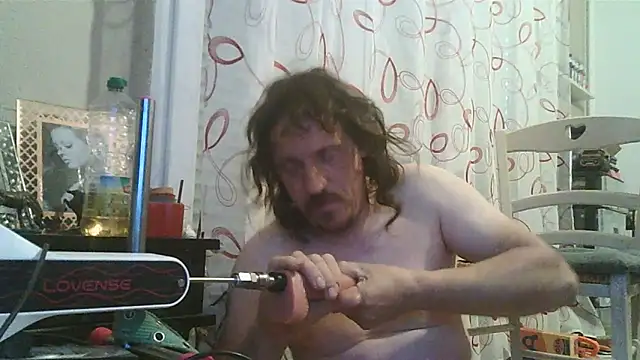 Snapshot of cyril020202 chatting on June 18, 2026, 12:31 pm cyril020202 online show from June 18, 2026, 12:31 pm