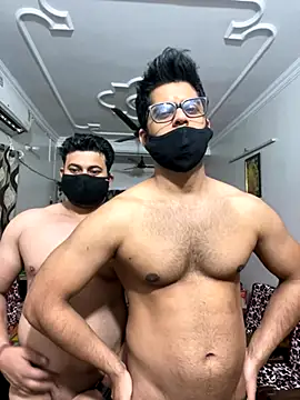 Snapshot of John_desihunk chatting on December 2, 2025, 5:30 pm John desihunk online show from December 2, 2025, 5:30 pm