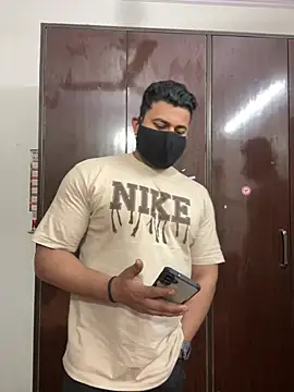 Snapshot of John_desihunk chatting on February 24, 2026, 10:02 am John desihunk online show from February 24, 2026, 10:02 am