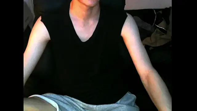 Snapshot of Ray175oo chatting on November 17, 2025, 5:30 pm Ray175oo online show from November 17, 2025, 5:30 pm