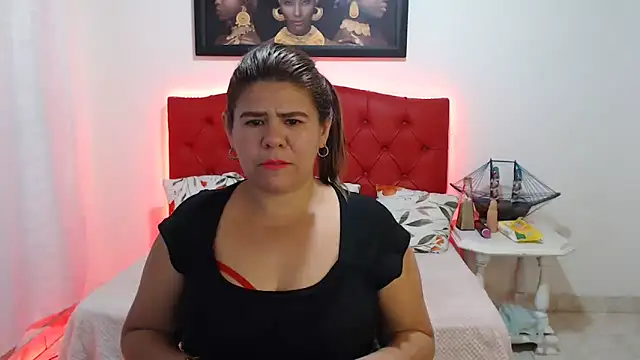 NATHYHOTT online show from January 25, 2025, 2:25 pm