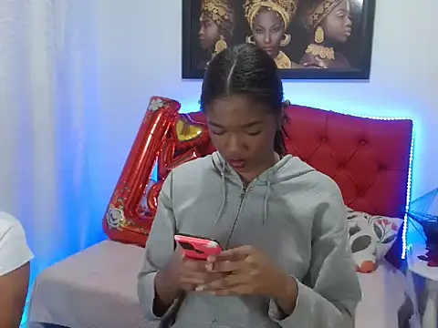 NATHYHOTT online show from February 15, 2025, 1:38 pm