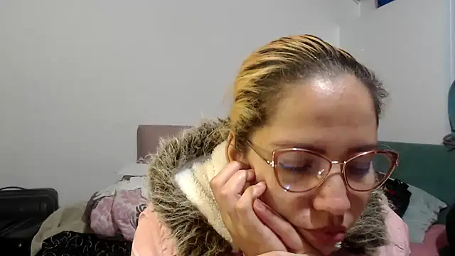 NATHYHOTT online show from March 18, 2026, 11:19 pm