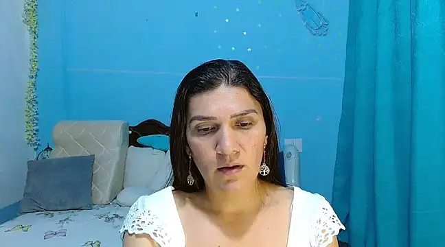 venus swet  online show from February 9, 2025, 2:28 am