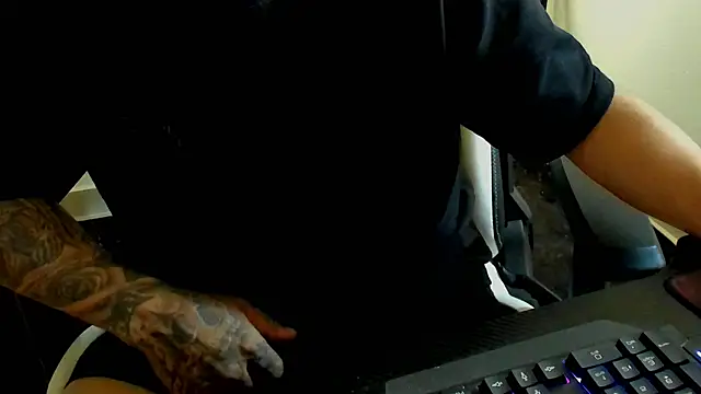 Snapshot of stebankechima chatting on October 5, 2025, 1:20 pm stebankechima online show from October 5, 2025, 1:20 pm