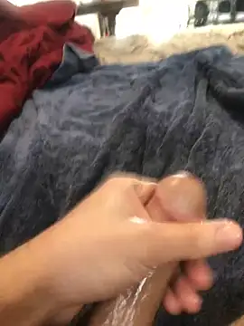 darksmoke011 online show from March 18, 2026, 9:07 pm