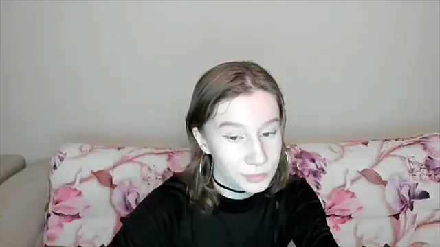 Snapshot of EnigmaSee chatting on January 28, 2025, 2:53 pm EnigmaSee online show from January 28, 2025, 2:53 pm