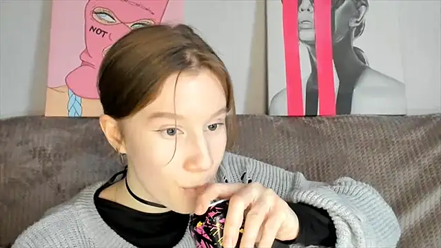 Snapshot of EnigmaSee chatting on March 14, 2025, 11:23 am EnigmaSee online show from March 14, 2025, 11:23 am