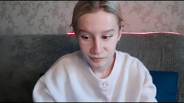 Snapshot of EnigmaSee chatting on September 15, 2025, 2:00 am EnigmaSee online show from September 15, 2025, 2:00 am