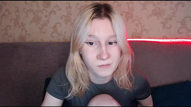 EnigmaSee online show from December 2, 2025, 9:03 am