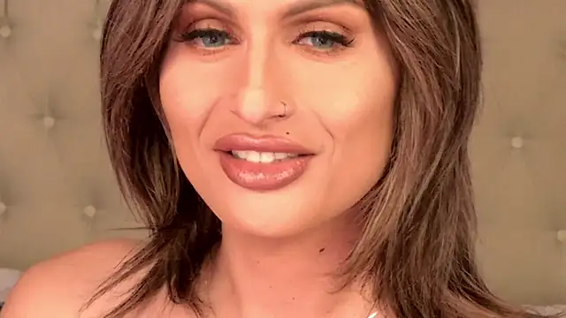 Snapshot of xprettysmilex chatting on January 14, 2025, 8:37 pm xprettysmilex online show from January 14, 2025, 8:37 pm