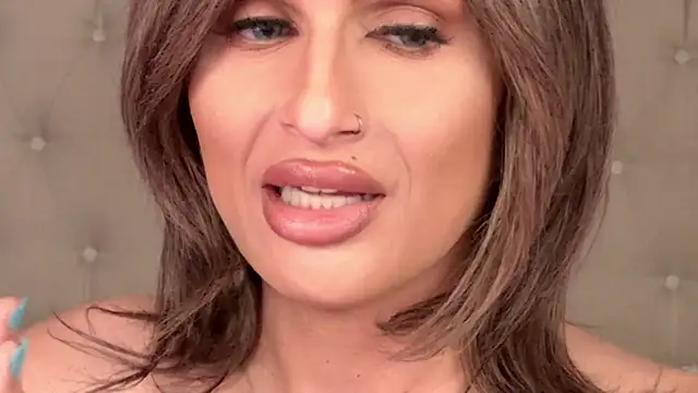 Snapshot of xprettysmilex chatting on January 17, 2025, 1:36 am xprettysmilex online show from January 17, 2025, 1:36 am