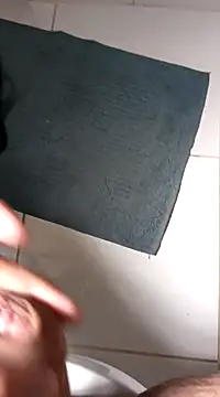 lobomisterioso13 online show from February 3, 2025, 12:14 pm