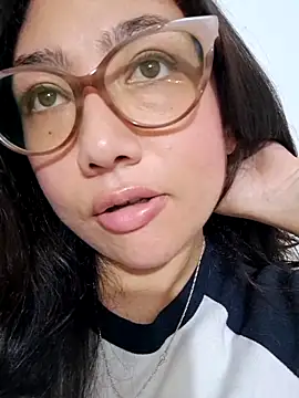 Snapshot of Mia_Ruiz chatting on February 15, 2025, 1:42 am Mia Ruiz online show from February 15, 2025, 1:42 am