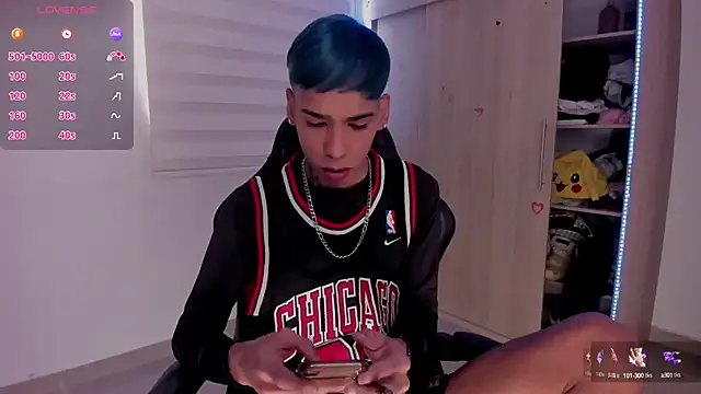 aldrinwhite online show from March 1, 2025, 3:49 pm