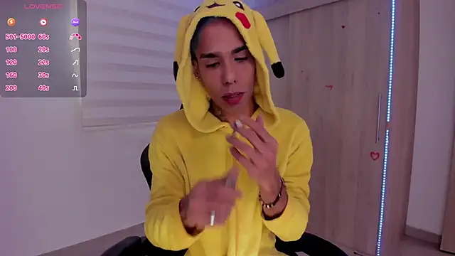 aldrinwhite online show from March 12, 2025, 3:29 pm