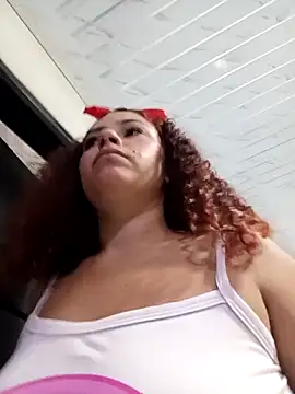 Mommy-Hot online show from October 29, 2025, 2:03 am