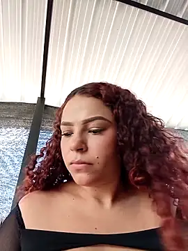 Mommy-Hot online show from November 7, 2025, 1:33 pm