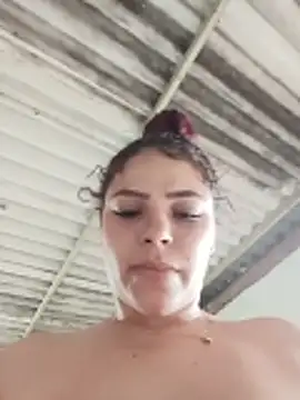 Mommy-Hot online show from May 28, 2026, 4:15 pm