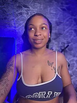 Snapshot of Melany_Williams chatting on July 20, 2026, 11:23 am Melany Williams online show from July 20, 2026, 11:23 am