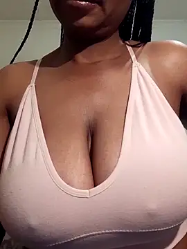 Snapshot of realsquirter chatting on May 19, 2026, 9:04 am realsquirter online show from May 19, 2026, 9:04 am