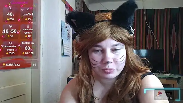 Cora Maro online show from April 24, 2026, 1:02 pm